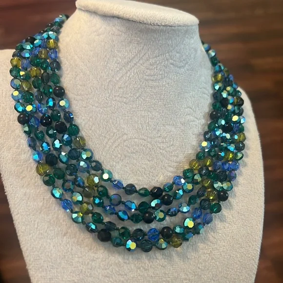 Vintage Crystal Necklace - Picture 3 of 5